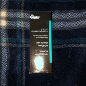 Dr. Brandt microdermabrasion exfoliant